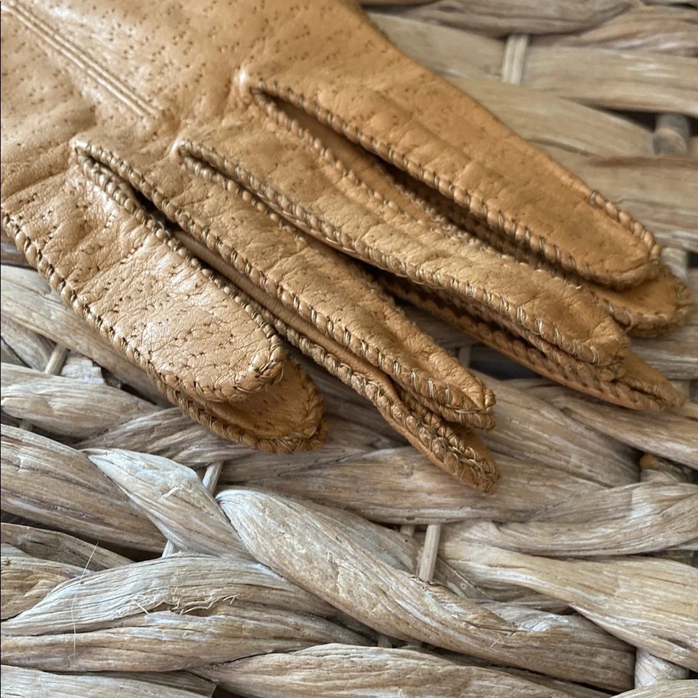 Vintage NWT Tan Leather Gloves Sz 61/2